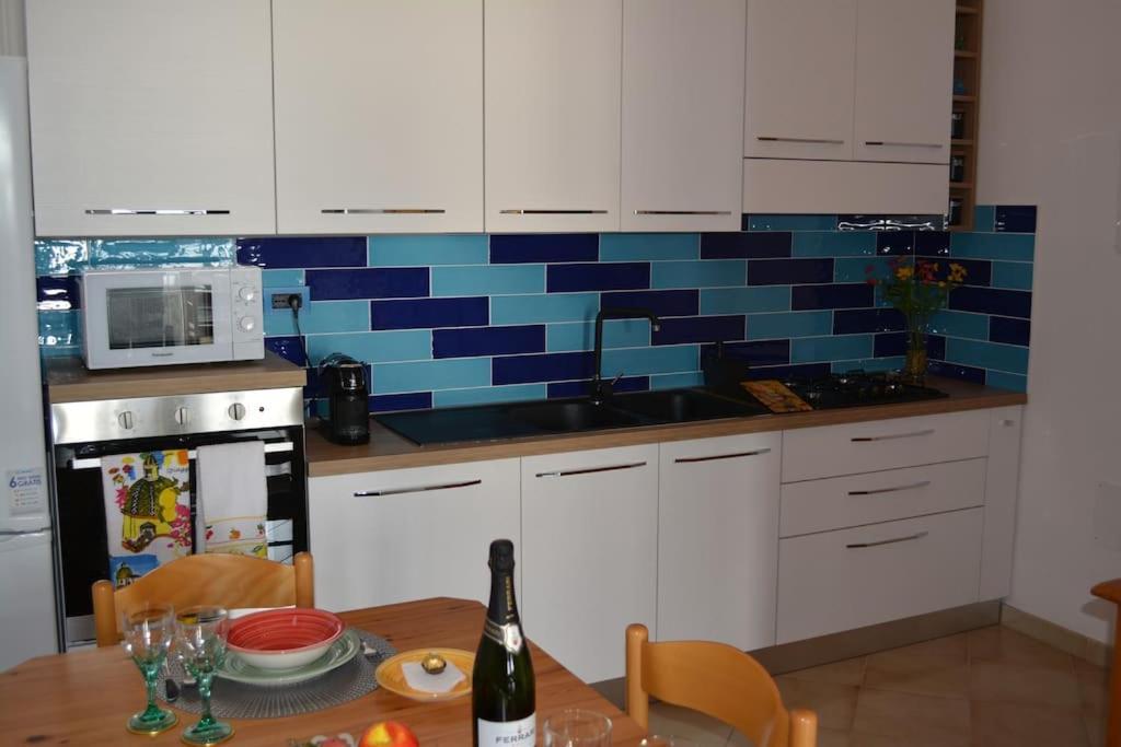 Casa Rossia Breathtaking Sea View Apartment In Позитано Экстерьер фото